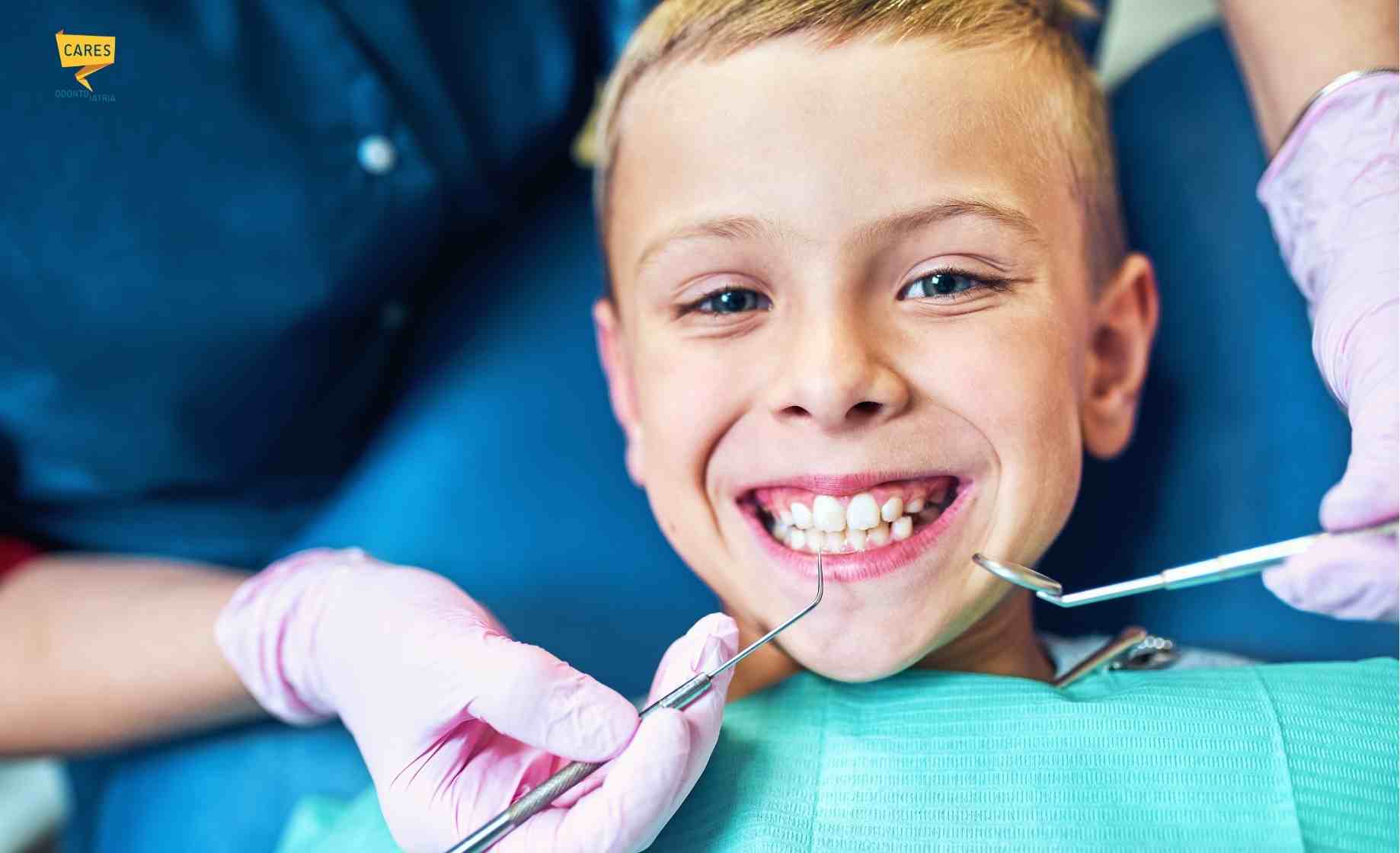 Visita ortodontica nel bambino con respirazione orale Bambino durante una visita ortodontica per valutare respirazione orale, palato e malocclusioni